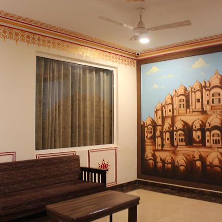 The Royal Ville Agra - Family & Corporate Hotel Εξωτερικό φωτογραφία