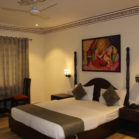 The Royal Ville Agra - Family & Corporate Hotel Εξωτερικό φωτογραφία