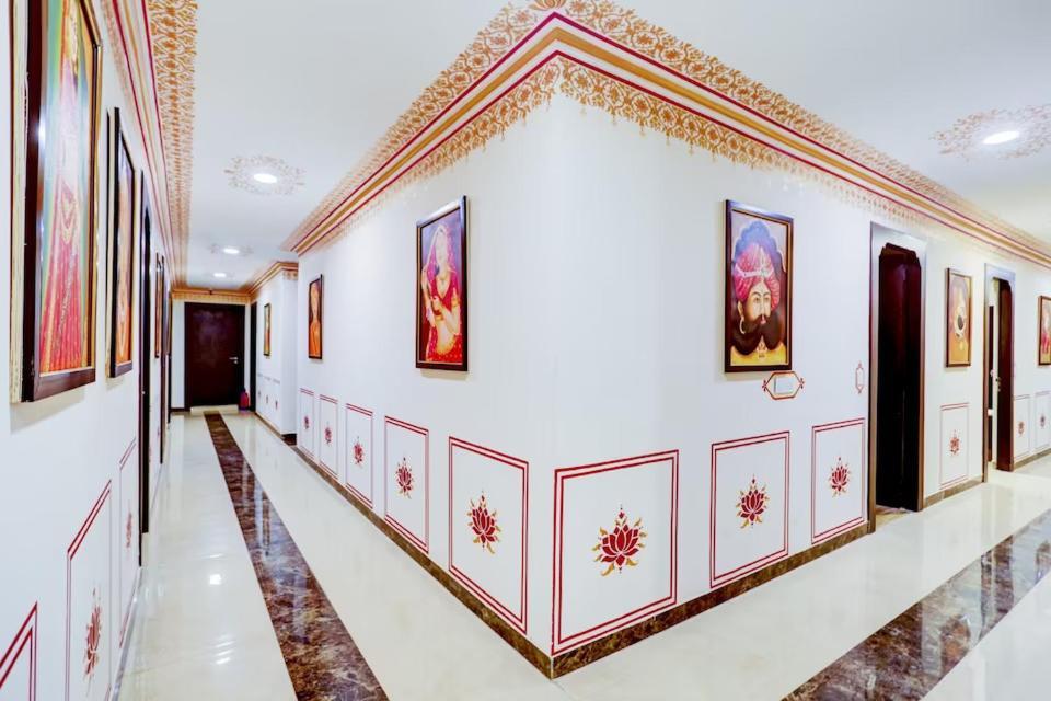 The Royal Ville Agra - Family & Corporate Hotel Εξωτερικό φωτογραφία