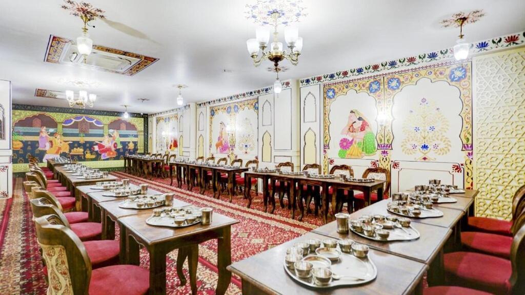 The Royal Ville Agra - Family & Corporate Hotel Εξωτερικό φωτογραφία