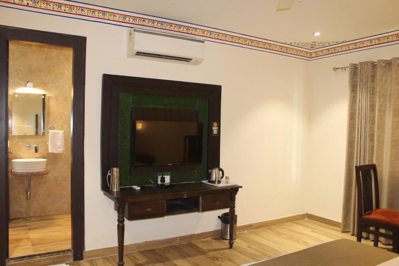 The Royal Ville Agra - Family & Corporate Hotel Εξωτερικό φωτογραφία