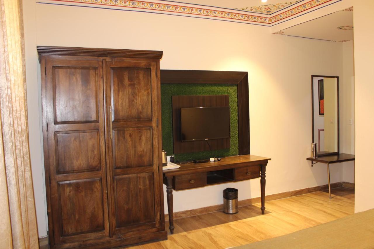 The Royal Ville Agra - Family & Corporate Hotel Εξωτερικό φωτογραφία