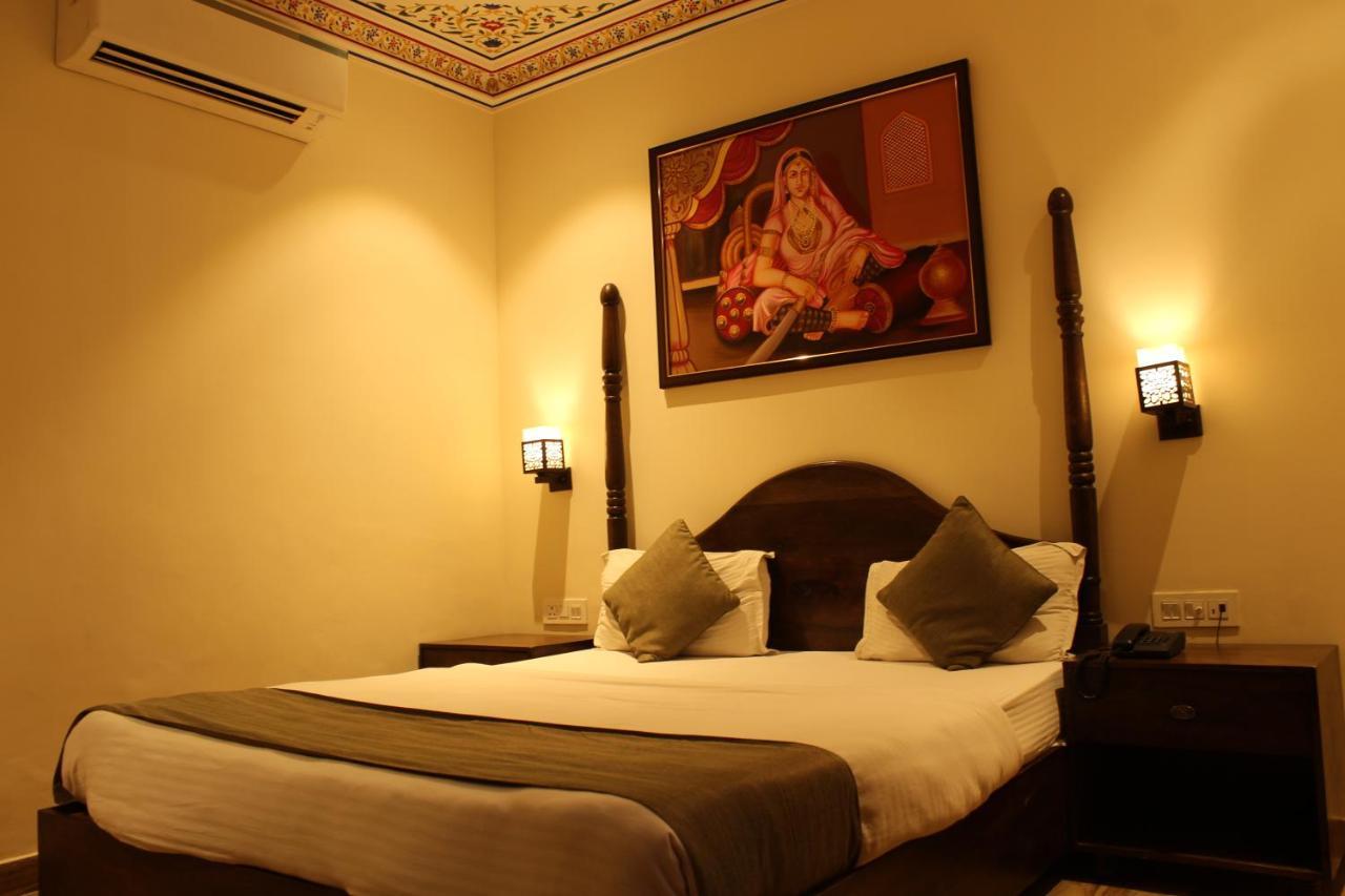 The Royal Ville Agra - Family & Corporate Hotel Εξωτερικό φωτογραφία