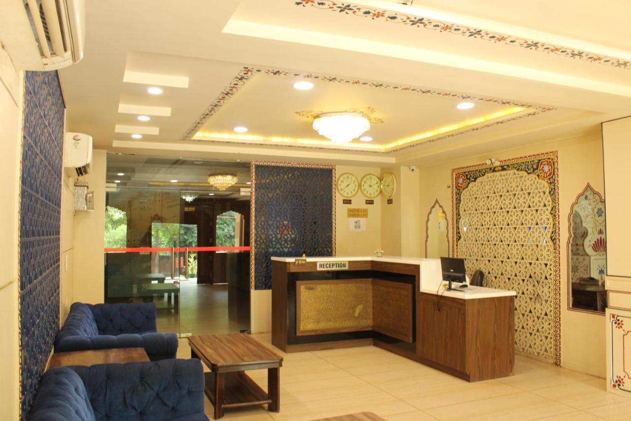 The Royal Ville Agra - Family & Corporate Hotel Εξωτερικό φωτογραφία