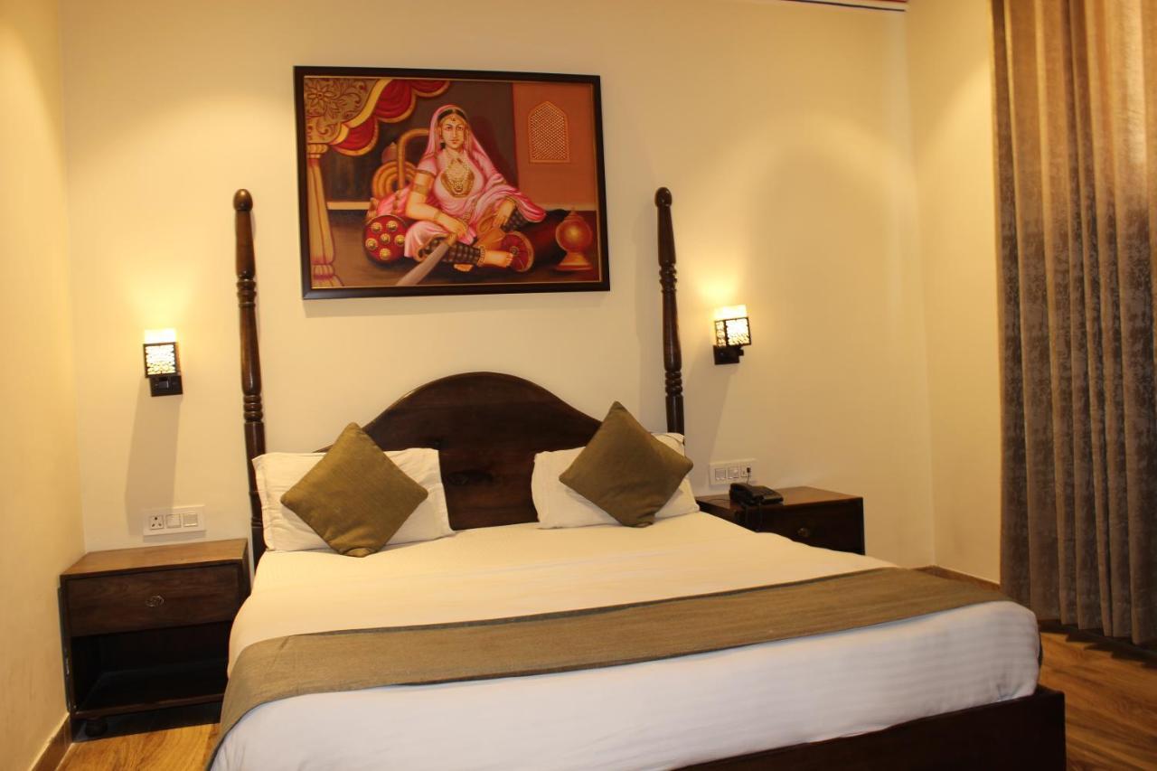 The Royal Ville Agra - Family & Corporate Hotel Εξωτερικό φωτογραφία