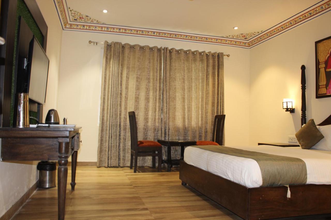 The Royal Ville Agra - Family & Corporate Hotel Εξωτερικό φωτογραφία
