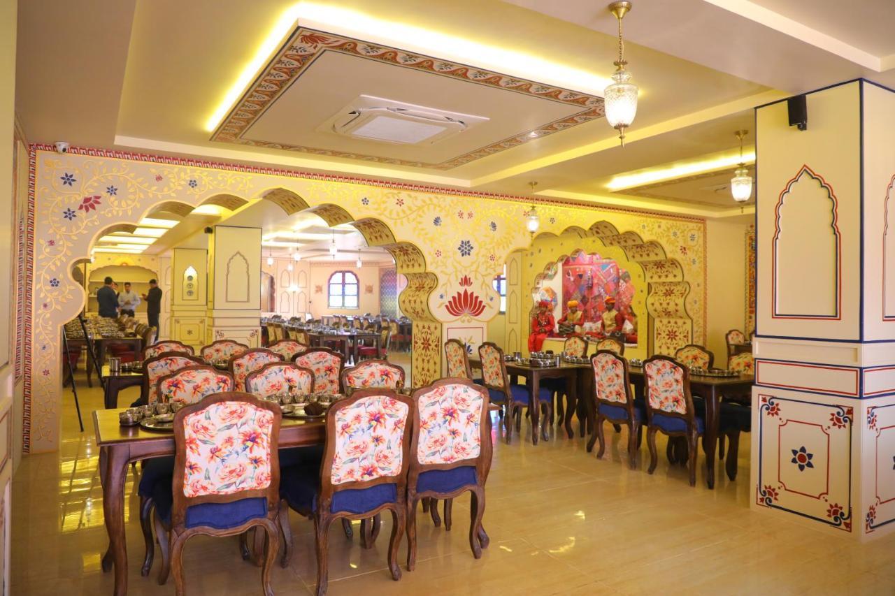 The Royal Ville Agra - Family & Corporate Hotel Εξωτερικό φωτογραφία
