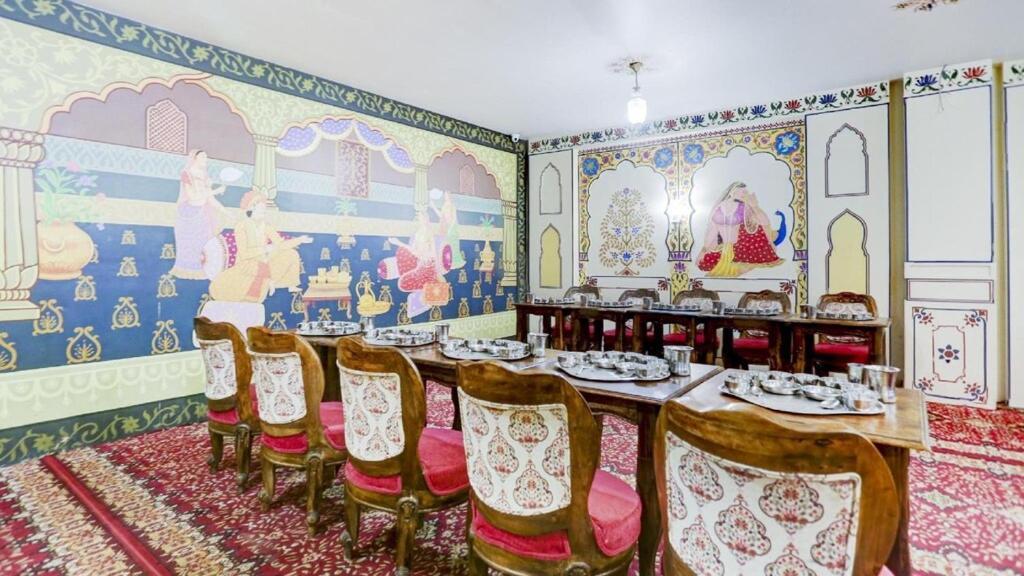 The Royal Ville Agra - Family & Corporate Hotel Εξωτερικό φωτογραφία